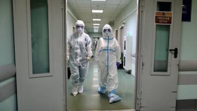 В России за сутки выявили менее 8 тысяч новых пациентов с коронавирусом