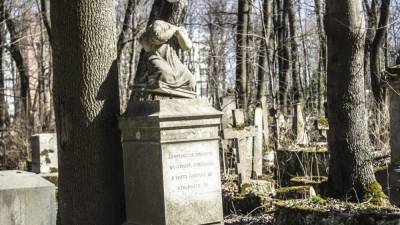 Проблемой содержания кладбищ в Коми займется местное правительство