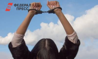 В Новосибирске ревнивый подросток взял в плен свою подругу