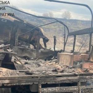 Опубликованы фото с места подрыва машины ВСУ в Луганской области. Фото