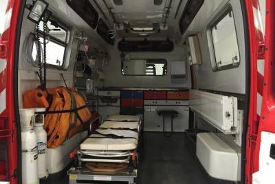 Луганские медики получили 14 машин скорой помощи