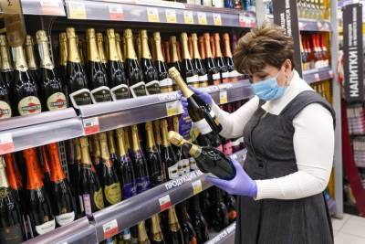Продажу алкоголя не будут ограничивать в Подмосковье на майских праздниках