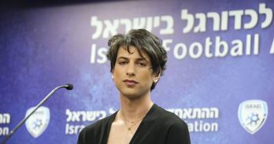 "Мы так гордимся": в Израиле футбольный арбитр решил сменить пол