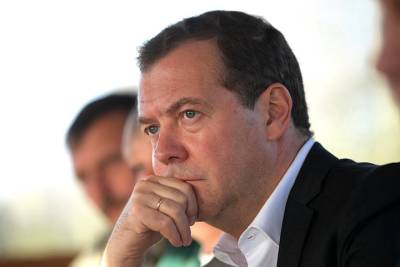 «Нормальная часть общества»: Медведев рассказал о своем отношении к оппозиции
