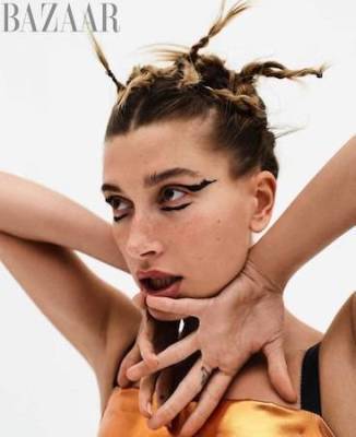 Хейли Болдуин на обложке BAZAAR: новое интервью модели