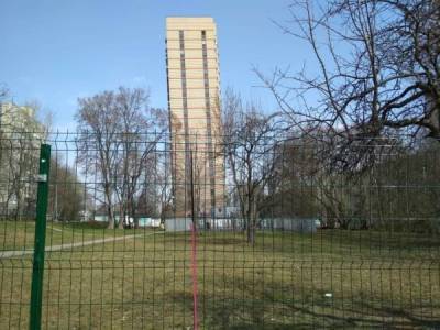 Московские власти объяснили наклон "пизанского" дома, строящегося по программе реновации