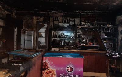 В смоленской деревне сгорел единственный продуктовый магазин