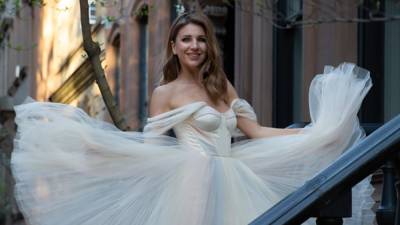 Катя Сильченко и бренд свадебных платьев WONÁ представили совместную коллекцию: изысканные вещи