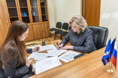 Вице-губернатор ЯНАО Соколова подала документы на праймериз ЕР в Тюменскую облдуму
