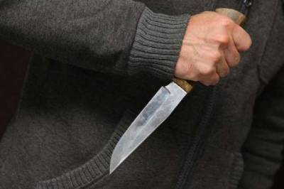 Подросток ранил ножом сверстницу в Мариуполе