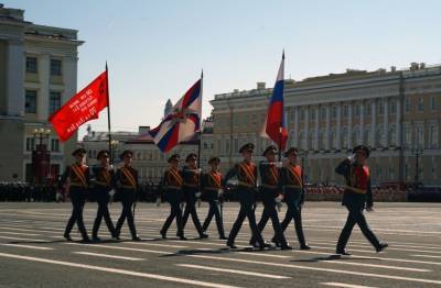 Первая репетиция в Петербурге парада Победы с боевой техникой состоится 30 апреля