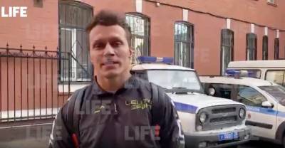 Бойца MMA Тарасова отпустили из полиции после драки с вице-президентом "Альфастрахования"