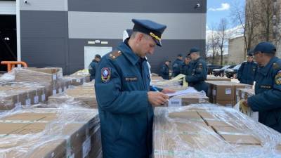 Россия направила в Индию 22 тонны медикаментов и оборудования для лечения COVID-19