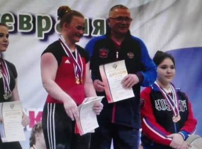 Две медали завоевали нижегородки на чемпионате ПФО по тяжелой атлетике