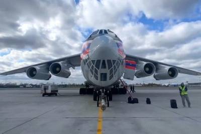 Второй борт МЧС РФ с гуманитарным грузом вылетел в Индию