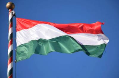 Глава Генштаба ВС Венгрии пригрозил Киеву последствиями из-за ущемления прав венгров на Украине