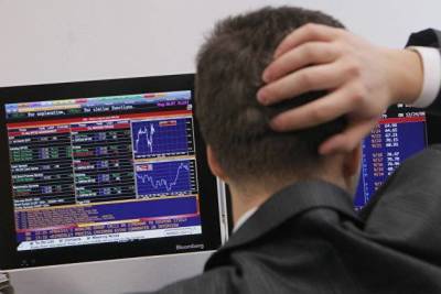 Российский фондовый рынок снизился вслед за западными рынками