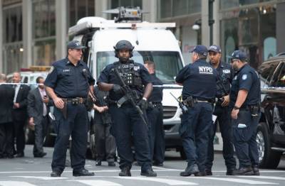 Два человека стали жертвами стрельбы в бизнес-центре в Нью-Йорке