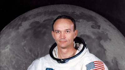 Байден выразил соболезнования из-за смерти астронавта Майкла Коллинза