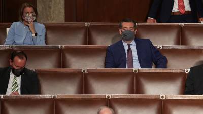 Сенатор-республиканец Круз едва не уснул на выступлении Байдена