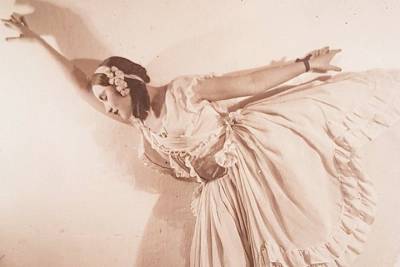 Главархив Москвы показал фотографии известных балерин и хореографов XX века