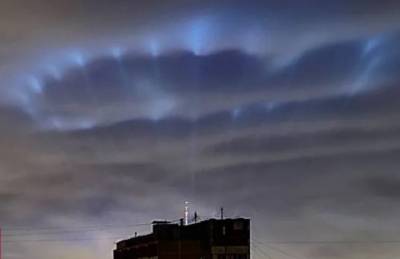 Эффектное световое шоу увидели москвичи из-за низкой облачности