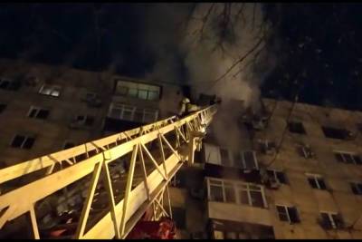 В Краснодаре загорелась квартира в многоэтажке на улице Московской, есть пострадавшие