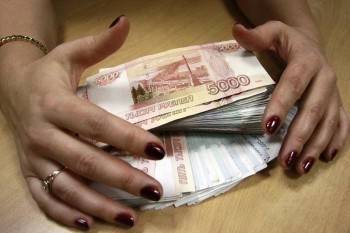 Обманувшую своих знакомых на 6,5 млн рублей мошенницу будут судить в Череповце