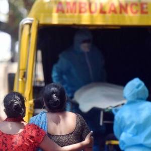 США выделит помощь Индии в борьбе с коронавирусом