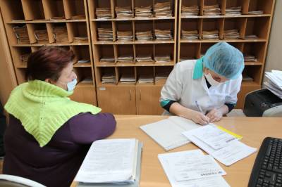 Стал известен график работ медучреждений Астраханской области на майские праздники