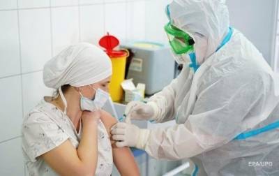 В Украине суточный рекорд по прививкам от COVID-19
