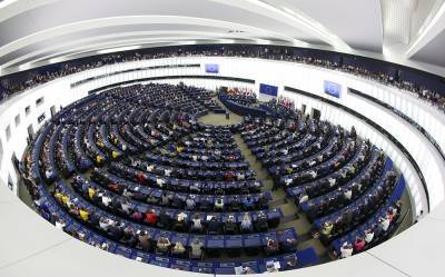 Европарламент подготовил резолюцию об отключении России от SWIFT