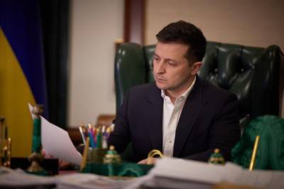Зеленский назначил послов Украины в трех странах и одного уволил