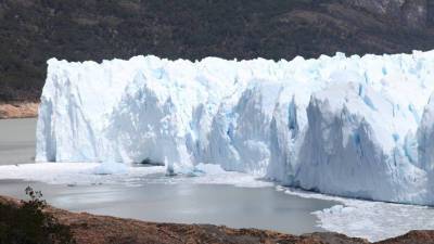 Ледники Земли теряют свыше 200 млрд тонн в год