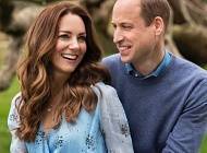 Не по протоколу: Кейт Миддлтон и принц Уильям на скрывают чувств на трогательных фото в честь 10-й годовщины свадьбы