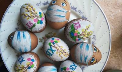 В Хабаровске на прививку от COVID пенсионеров будут заманивать пасхальными яйцами