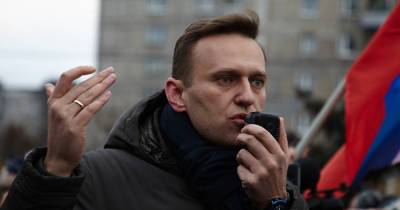 В России распускают сеть штабов Навального