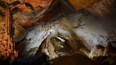 Исландские археологи нашли пещеру, в которой викинги спасались от "конца света"