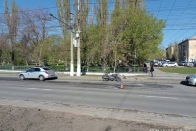 В Волгограде байкер загорелся после опрокидывания мотоцикла