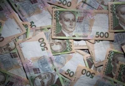 Рада планирует направить 600 млн гривен на зарплаты работникам аппаратов судов
