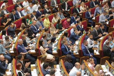 Верховная Рада приняла законопроект о повышении пенсий чернобыльцам