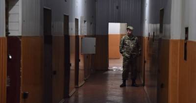 Избил мужчину и прыгал ногами на голову: в Луганской области будут судить работника ГСЧС