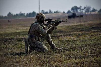 Бойовики на Донбасі 15 разів порушили перемир’я, поранено одного захисника України