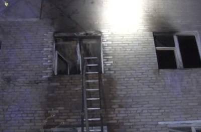 Масштабный пожар охватил многоэтажку во Львове: в квартирах оказались дети