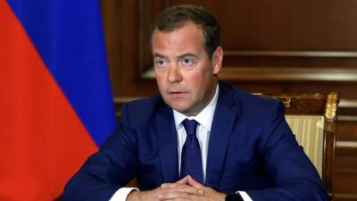 Медведев высказался об идее четырёхдневной рабочей недели