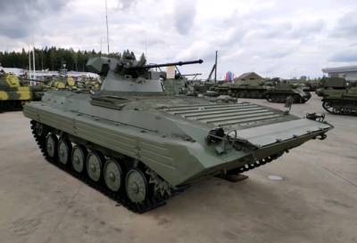 Арестович: РФ вернёт летом свои войска к украинским границам