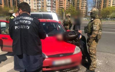 В Киеве преступники вымогали несуществующие долги у иностранцев