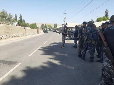 На границе Таджикистана и Киргизии произошла перестрелка силовиков - news-front.info - Киргизия - Таджикистан - район Баткенский