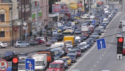 Ключевую улицу Харькова закроют до августа: как объезжать дорогу