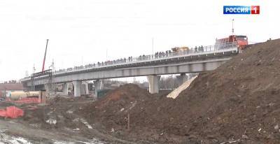В.Голубев: 30 апреля пустят общественный транспорт по мосту Малиновского
